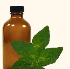 Olio con ingredienti naturali per il trattamento del piede d'atleta